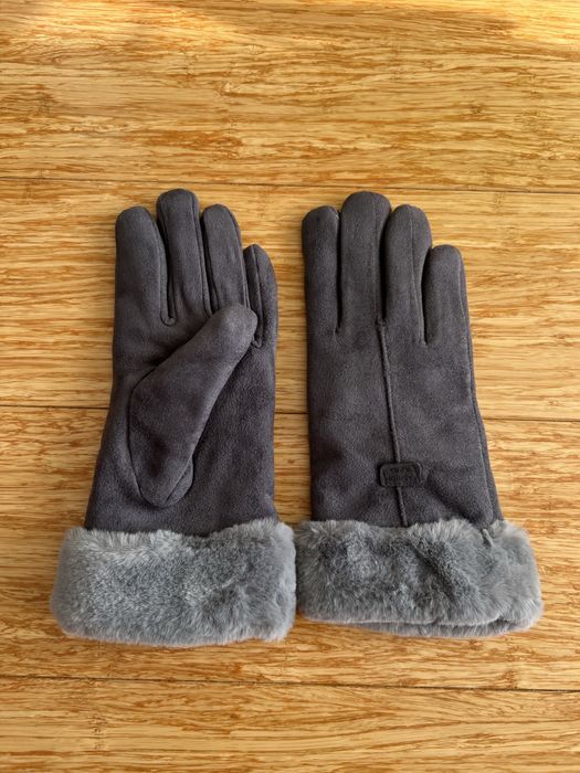 NOWE szare rekawiczki z futerkiem