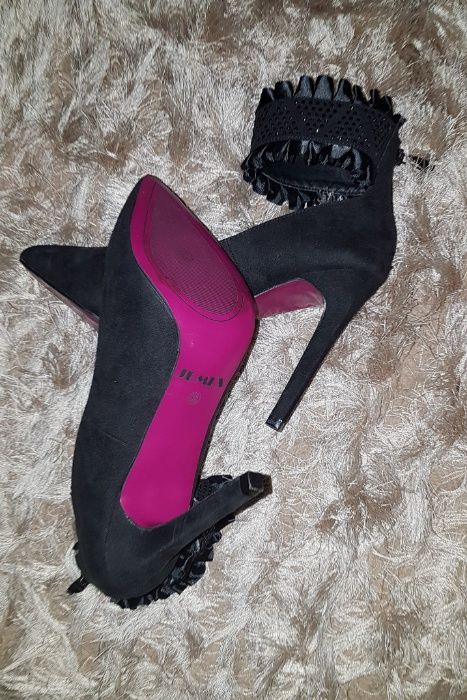 Buty szpilki rozmiar 38