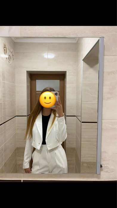 продам жіночий костюм