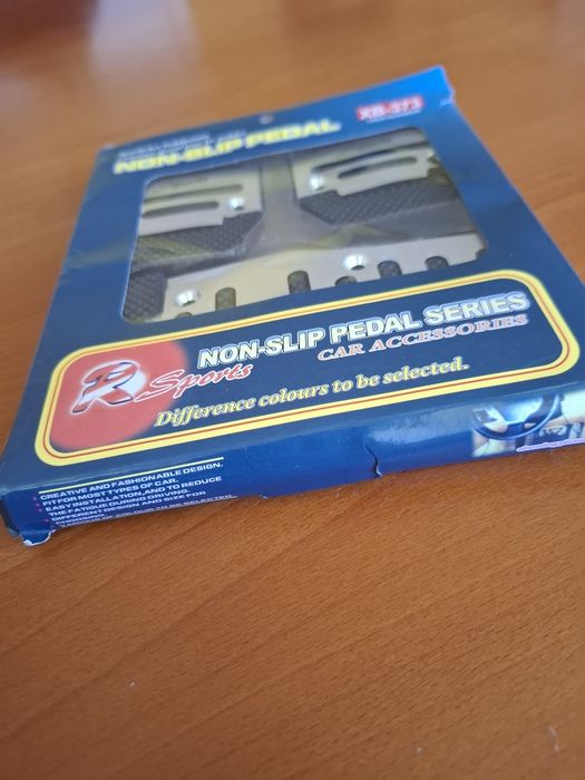 Pedais para carros