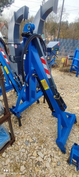 Łycha szufla ładowacz do traktora na ramie na tuz z hydraulika ramie