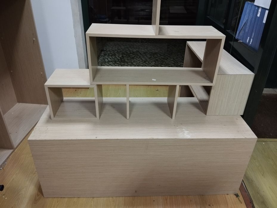 Móvel modular de loja