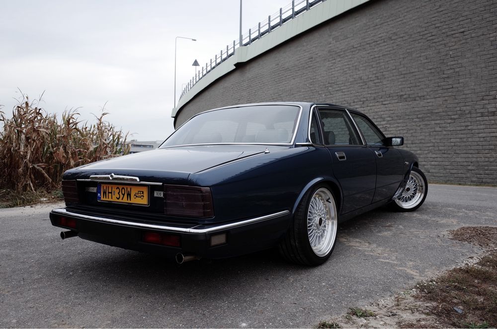 Jaguar xj 40 4.0 manual