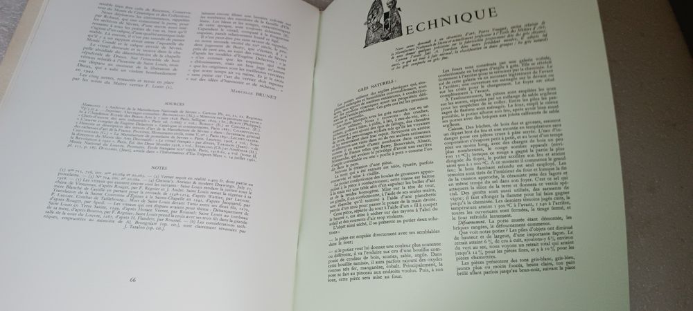 Raro e antigo catálogo de cerâmica asiática  de 1963