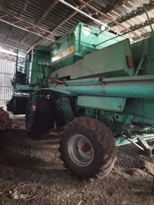 Комбайн ДОН 1500