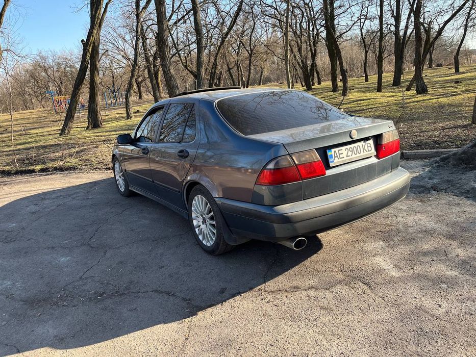 Автомобиль Saab 9⁵