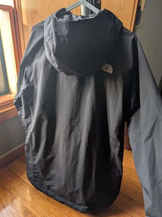 Casaco Corta Vento The North Face, tamanho L – Excelente estado