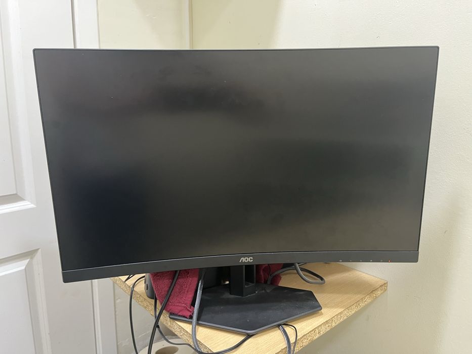 PS5 1TB Slim (Digital) + Monitor AOC 280hz