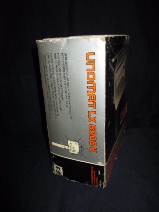Foco Iluminador Unomat LX 6000 K 1000 W com ventilação
