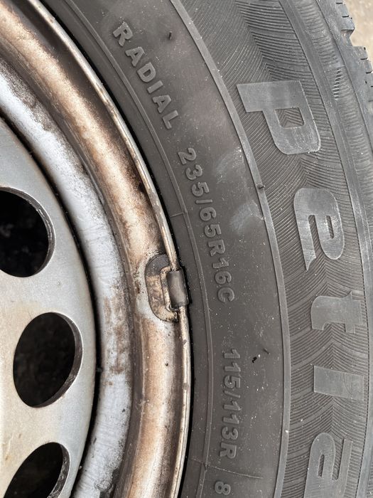 Mercedes sprinter 906 kola zimowe 235/65r16c