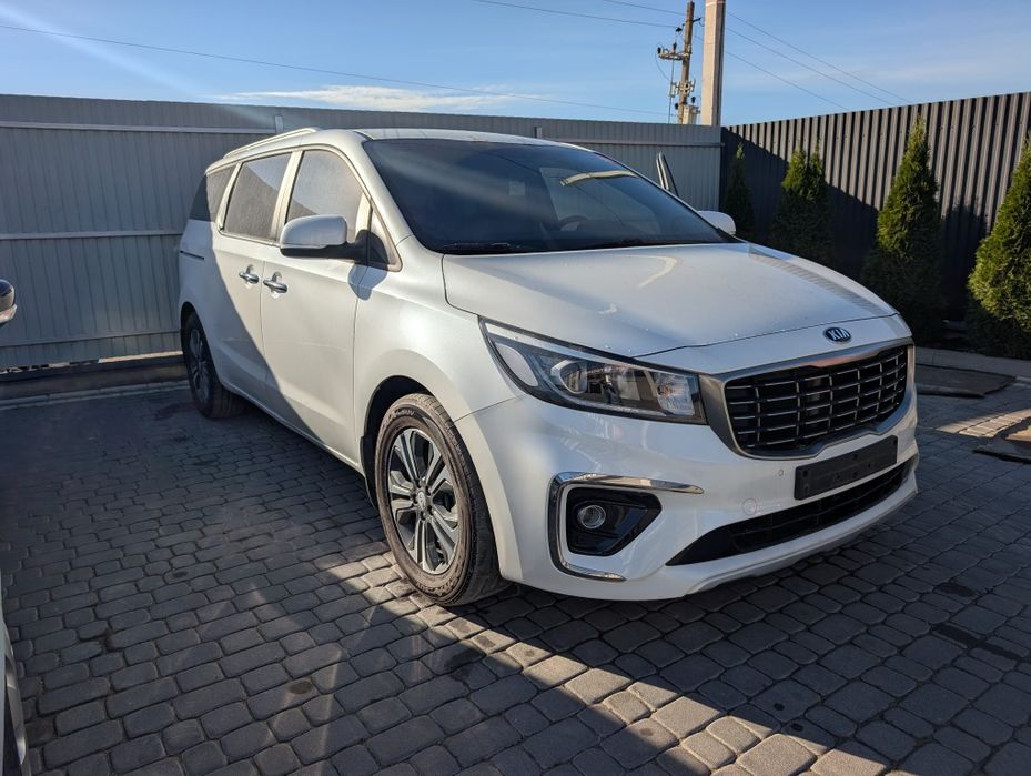 Мінівен Kia Carnival 2019 2.2 diesel 8AT