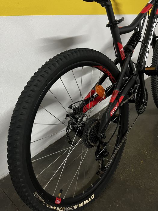 Bicicleta suspensão total rockrider 520s 27,5” Muito bom estado