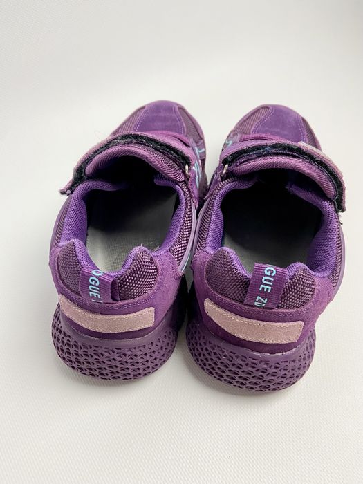 Кросівки 35-36р