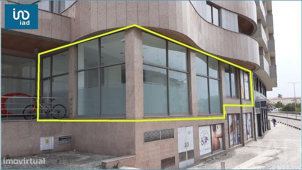 Loja / Estabelecimento Comercial em Glória E Vera Cruz de 148,00 m2