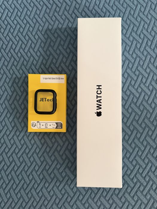 Apple Watch SE (2nd Gen) 44mm GPS Preto + Acessórios