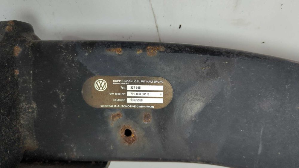 Фаркоп, тягово-зчіпний пристрій з Volkswagen Touareg 2012 (7P 2nd gen)
