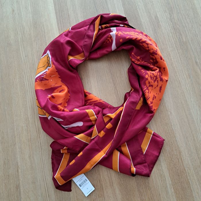 Parfois nowa chusta 130 x 130cm