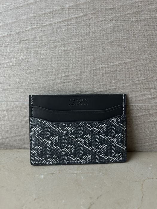 Carteira goyard.