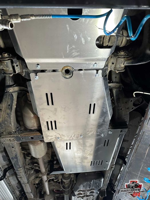 Osłona SILNIKA Osłony POD SILNIK Aluminiowe Hilux 2015+