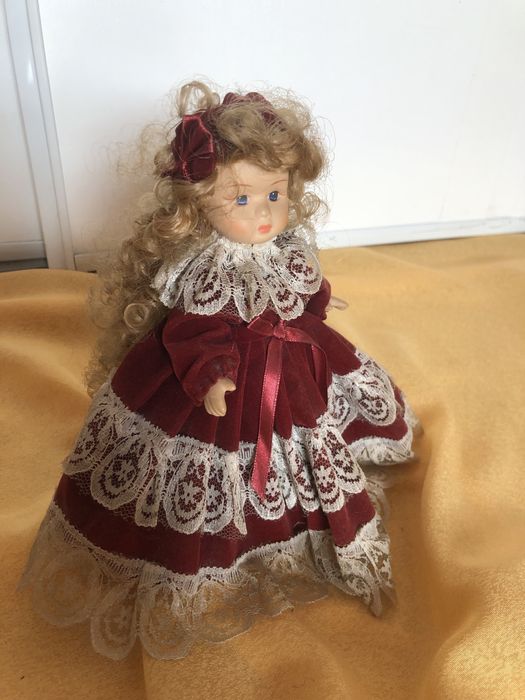 Laleczka porcelanowa ok.19 cm