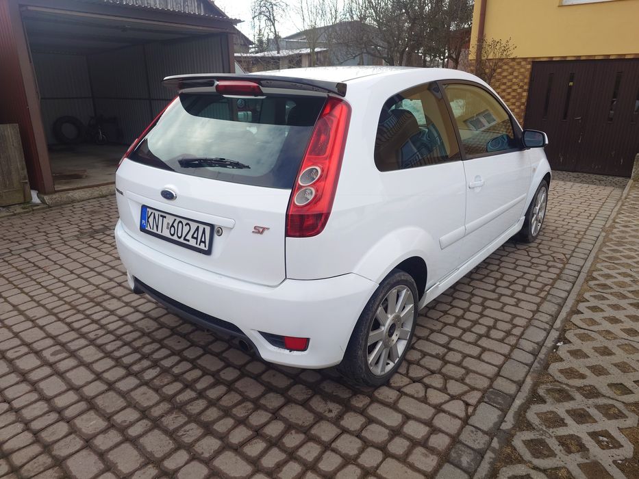 Fiesta MK6 st 150