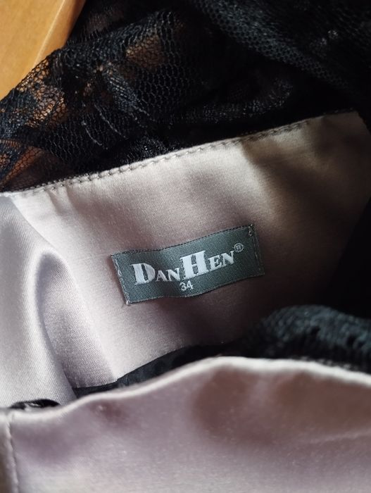 Nowa elegancka sukienka DanHen