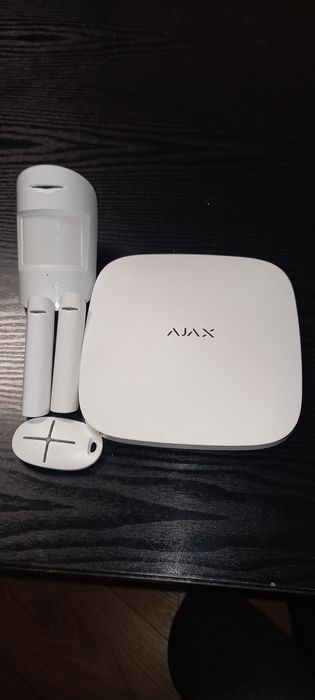 Комплект охоронної сигналізації Ajax Hub