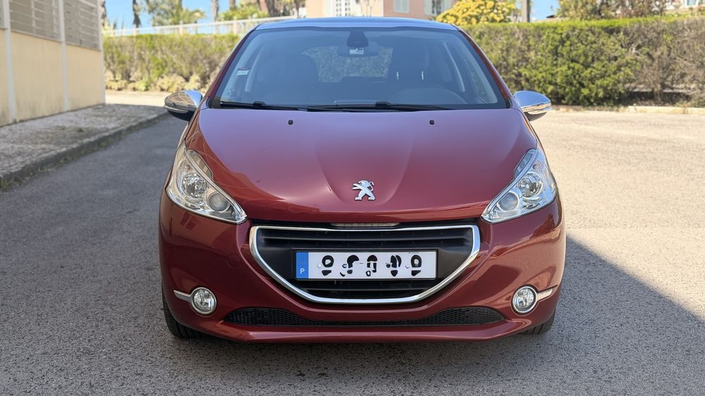Peugeot 208  1.4  VTI  ACTIVE muito estimado, de garagem, particular , Nacional