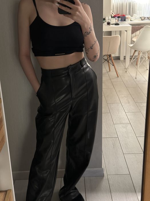 Штани кожані , в ідеальному стані