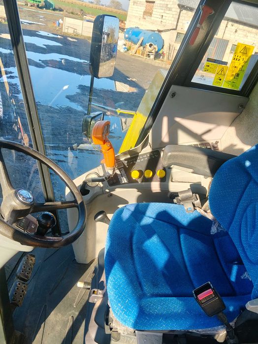 New HollandTc5050