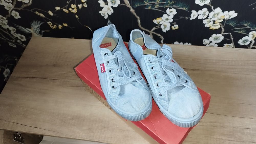 Damskie trampki Levi's