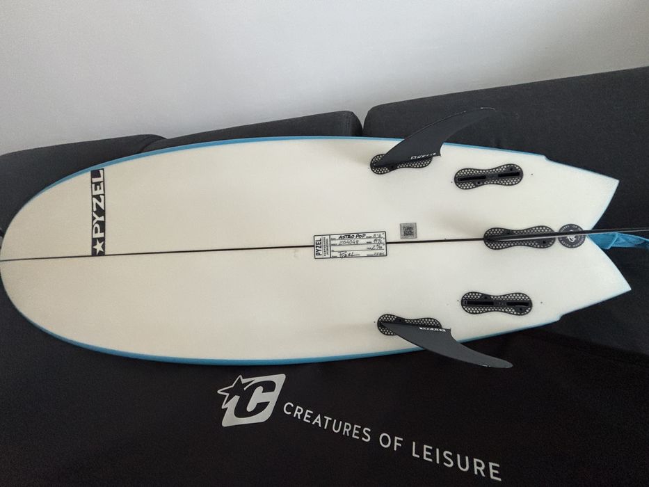 Prancha de surf Pyzel astro pop 5’6” 27.80L