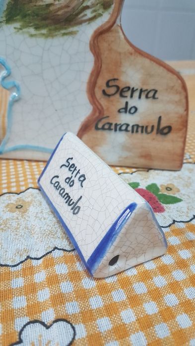 2 peças Serra do Caramulo (paliteiro)