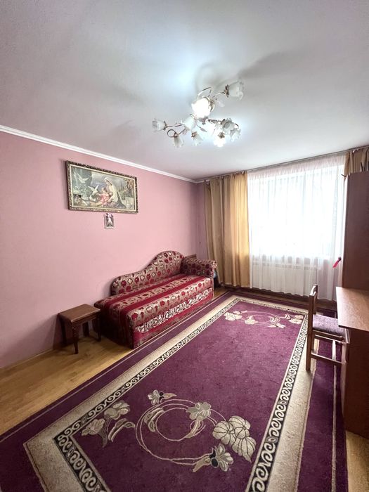 Продаж котеджу неподалік центру Тернополя