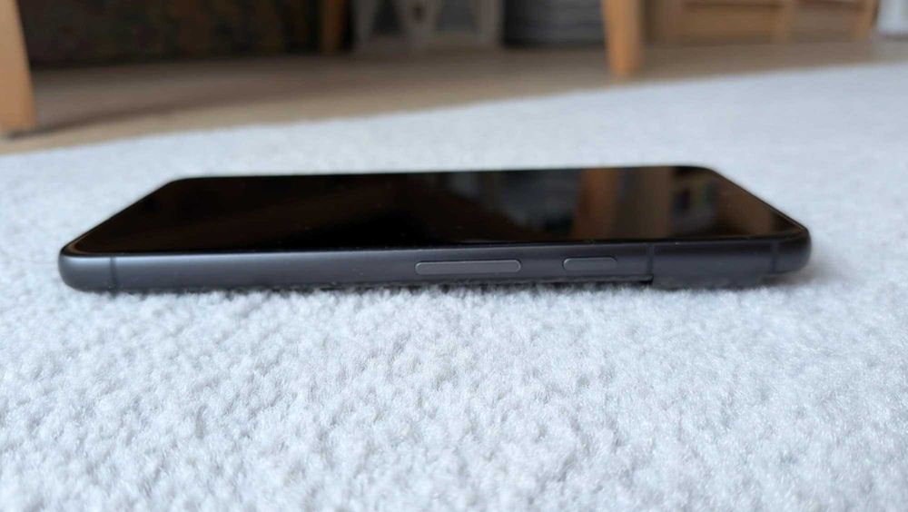 Telefon Smartfon Google Pixel 8 5G Obsidian czarny 8/128 GB gw.XI.2027