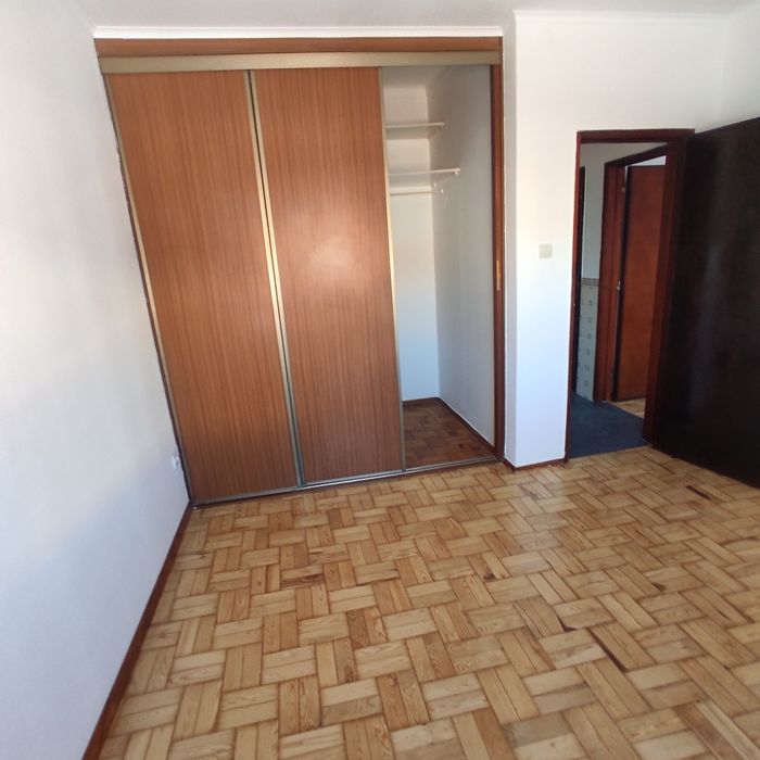 Arrendamento T2 (NEGOCIÁVEL)