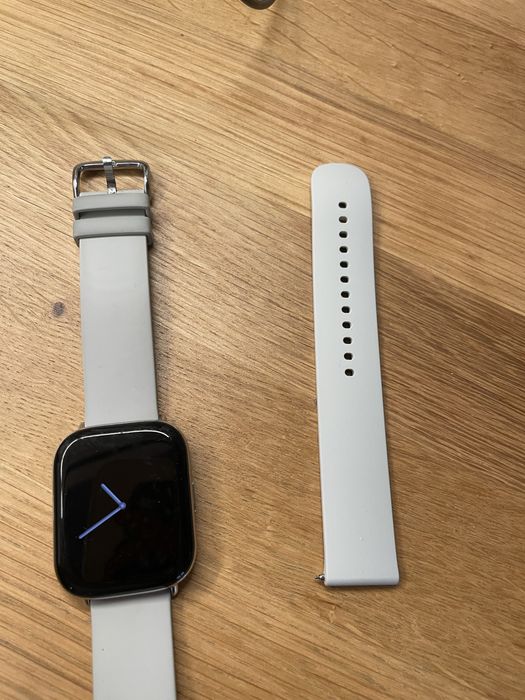 Smartwatch Zepp.