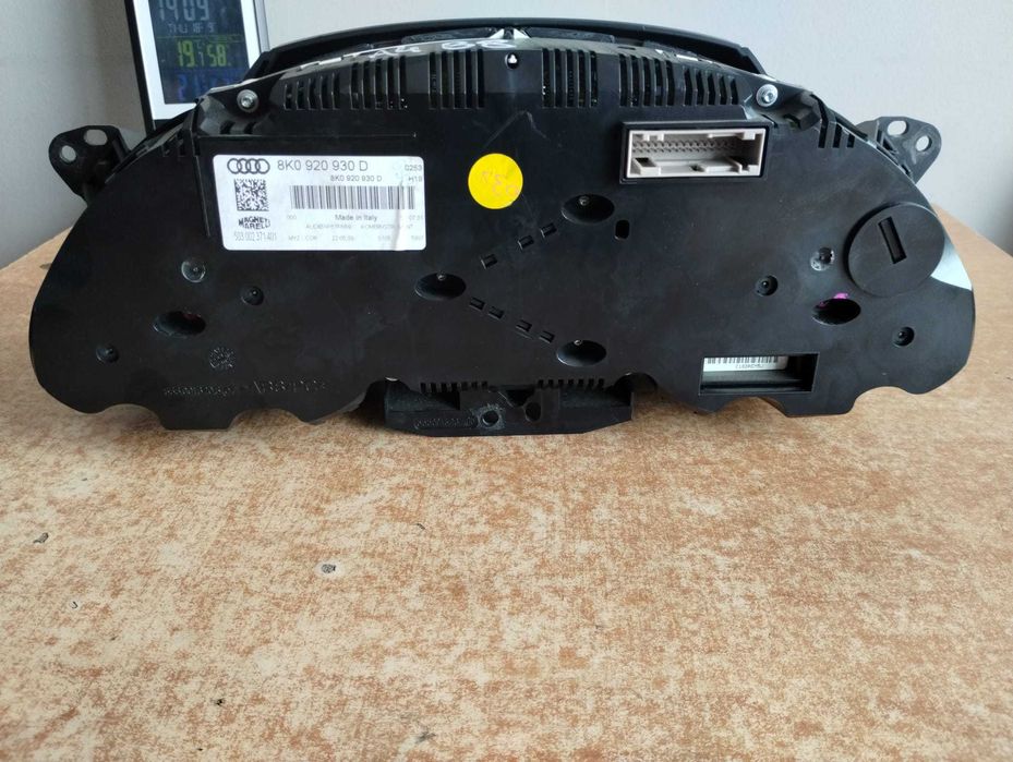 Licznik zegary 8K0.920.930D Audi A4 B8 2.7TDI