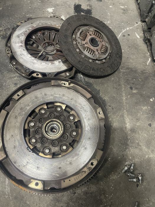 Mercedes 2.2 2.7 cdi sprzęgło kołodwumasowe komplet