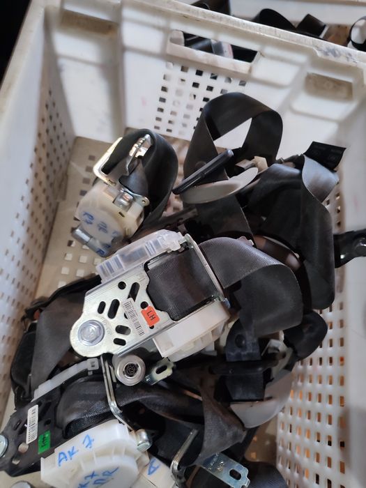 Ремені безпеки передній правий лівий задні Хундай Акцент РБ Кіа Ріо 3