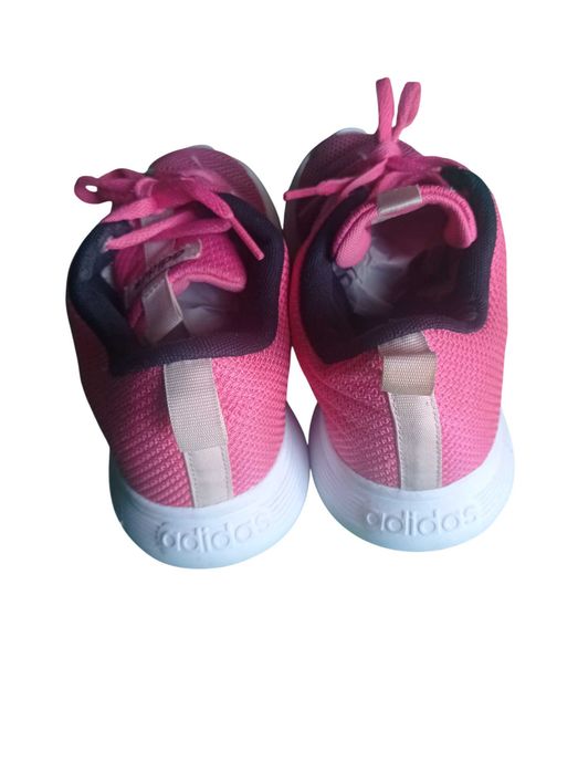 Кросівки Adidas Swifty K 38.5 розмір