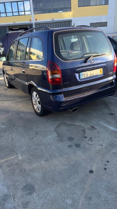 Opel Zafira de 2001 para peças