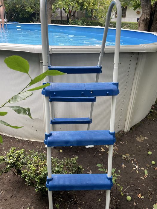 Escada piscina restaurada