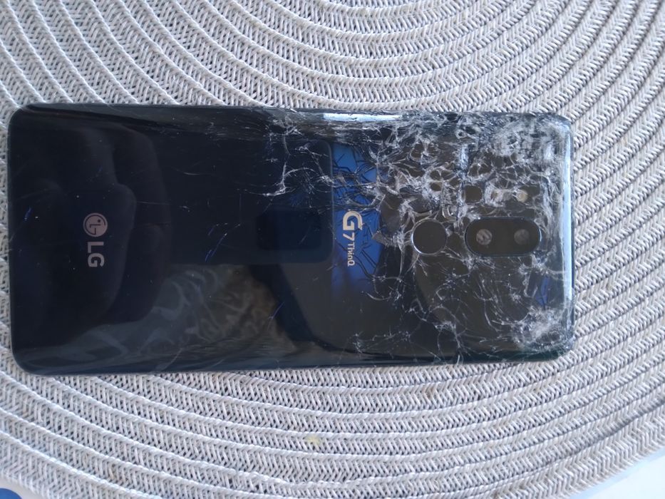 Lg j7 на запчастини