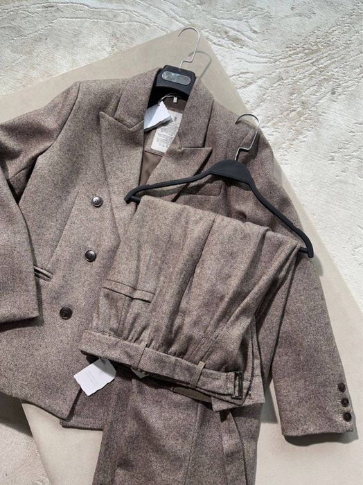 Костюм жіночий бренд