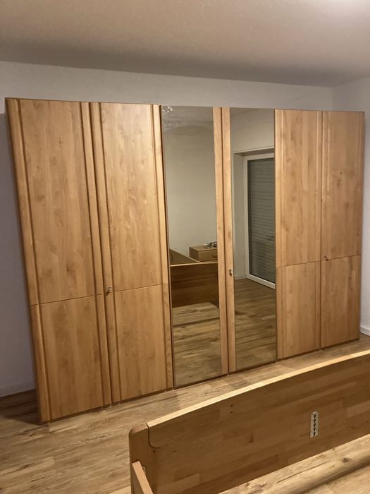 Używana Sypialnia szafa łóżko i szafki nocne