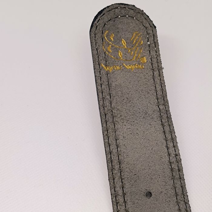 Cinto em Pele de qualidade Vintage Fivela Jesus Cristo Resina em Metal