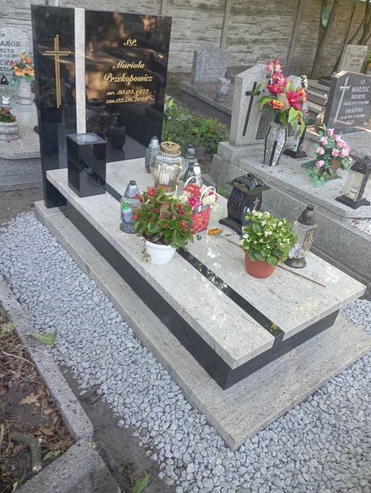 Tanie Nagrobki  od 4000. Nagrobki podwójne