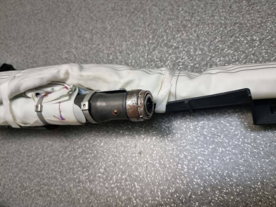 Шторка в потолок безпека airbag Toyota Rav4 розборка 2019-2023