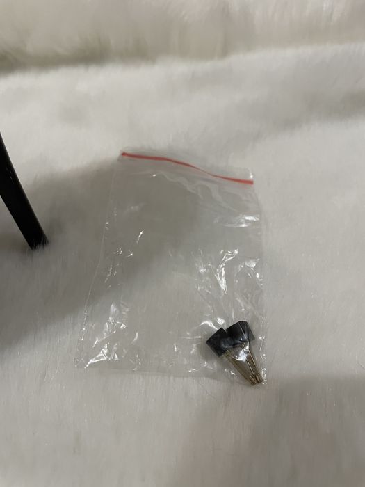 Czarne zamszowe szpilki